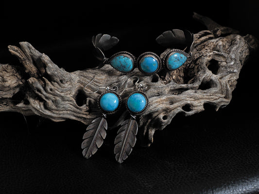 Sterling Silver Feather Cuff & Earring Set with Kingman Turquoise